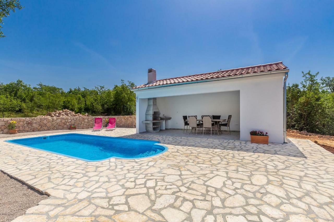 Apartments Marica Skrbčići Екстериор снимка