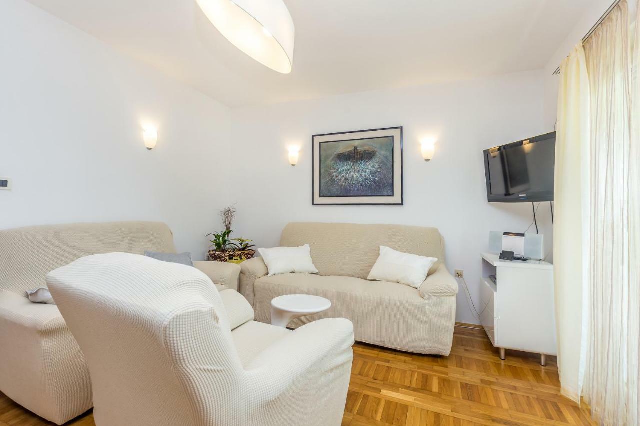 Apartments Marica Skrbčići Екстериор снимка