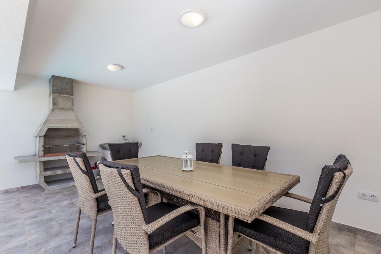 Apartments Marica Skrbčići Екстериор снимка